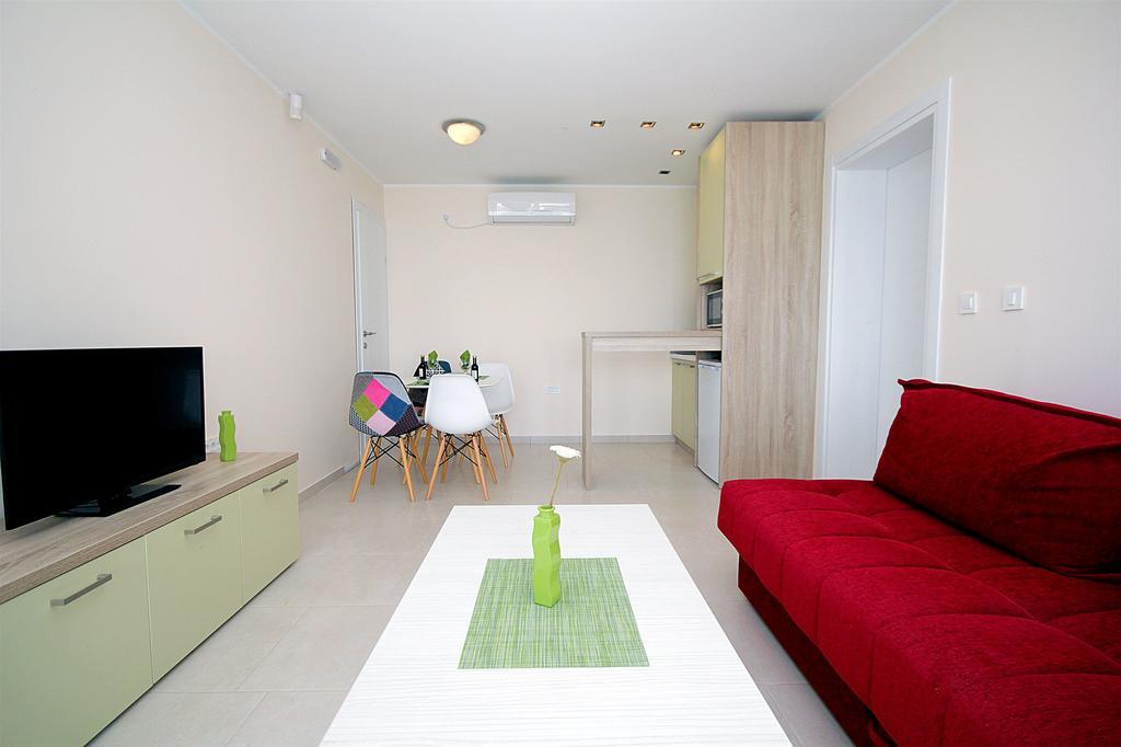 Apartments Oktopus Sutomore Exterior foto